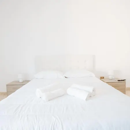 アパート Redda Big House