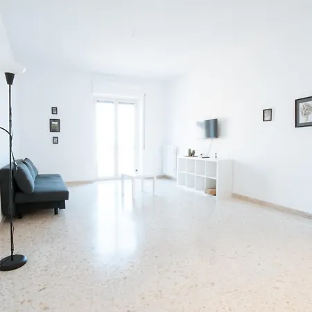 Redda Big House バーリ